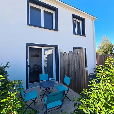 Le Petit Herisson Joli Au Rez-de-jardin A *